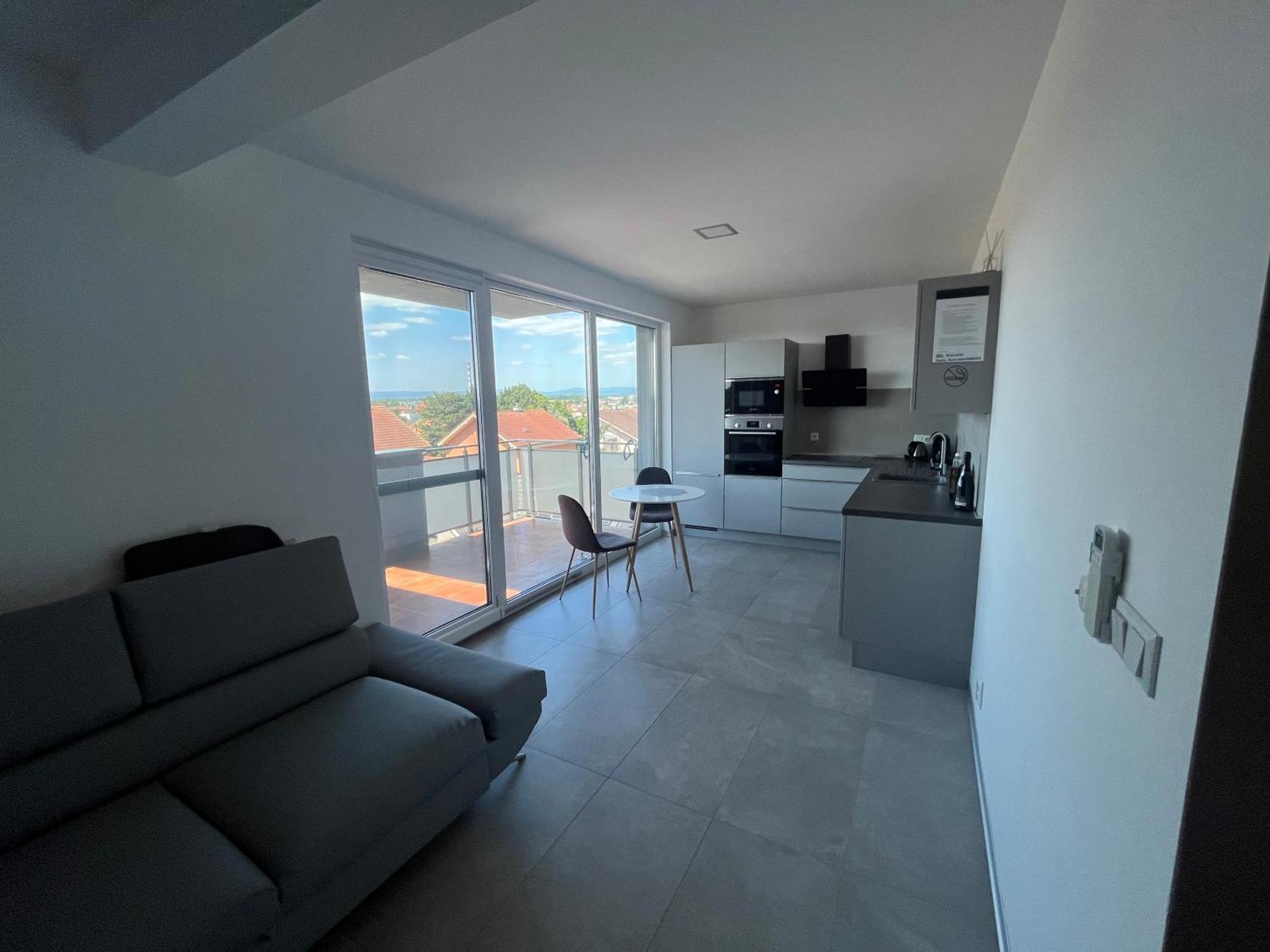 Apartment Sun Lakes - Sever Senec Exterior foto